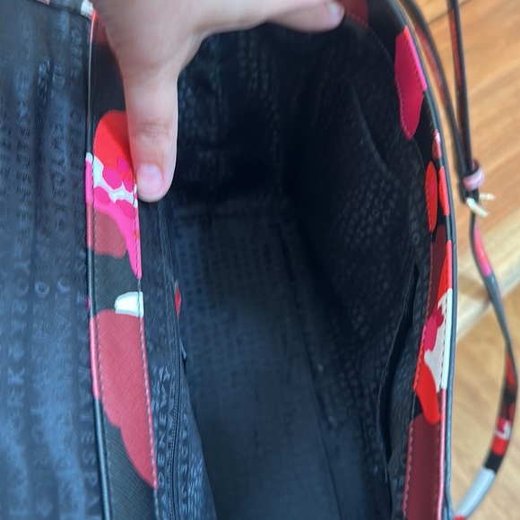 Kate Spade Tote with Kate Spade Wallet ♠️🥰 - Picture 7 of 8
